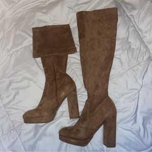 Women's Knee High Tan Boots Size 7